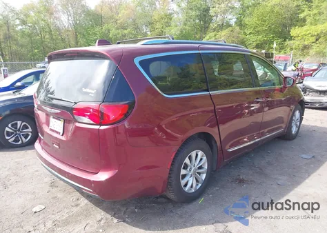 2019 Chrysler Pacifica Touring L из США, поврежденный, VIN 2C4RC1BG4KR596866